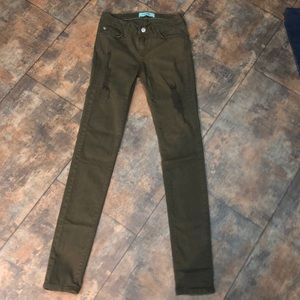 Karlie olive distressed skinny jeans size 25/1